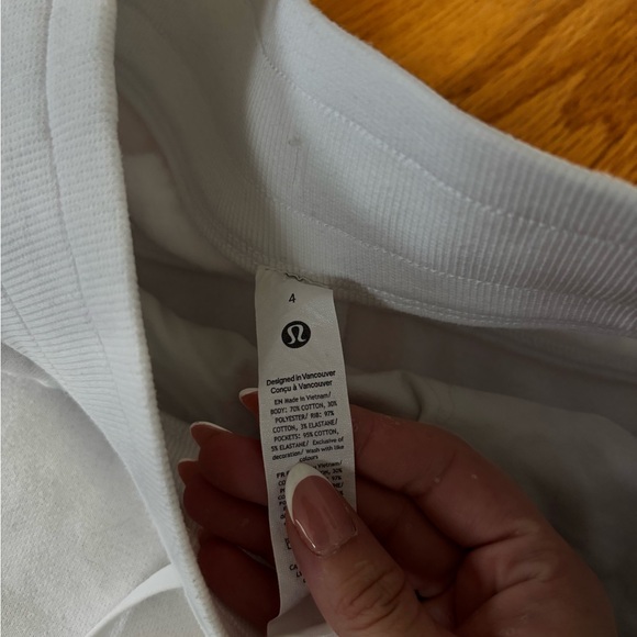 Lululemon Athletica White Shorts - Picture 2 of 3